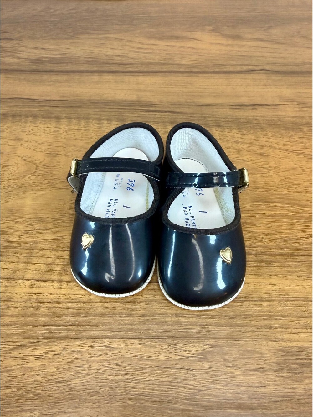 Vintage Baby Black Patent Mary Jane Shoes Size 1 Gold Heart Made in USA
